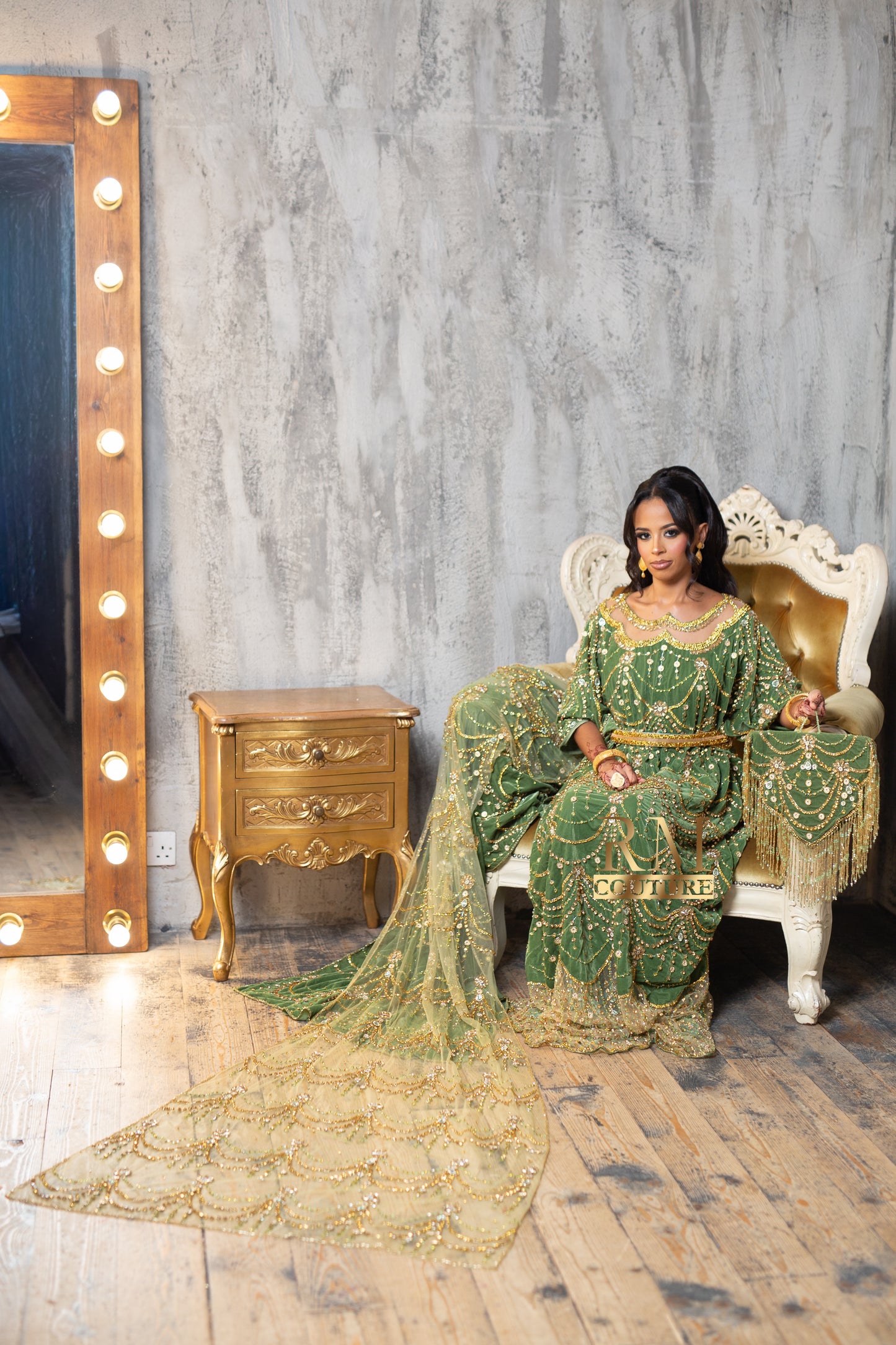 Verona A show stopping Bridal Dirac with statement Tail