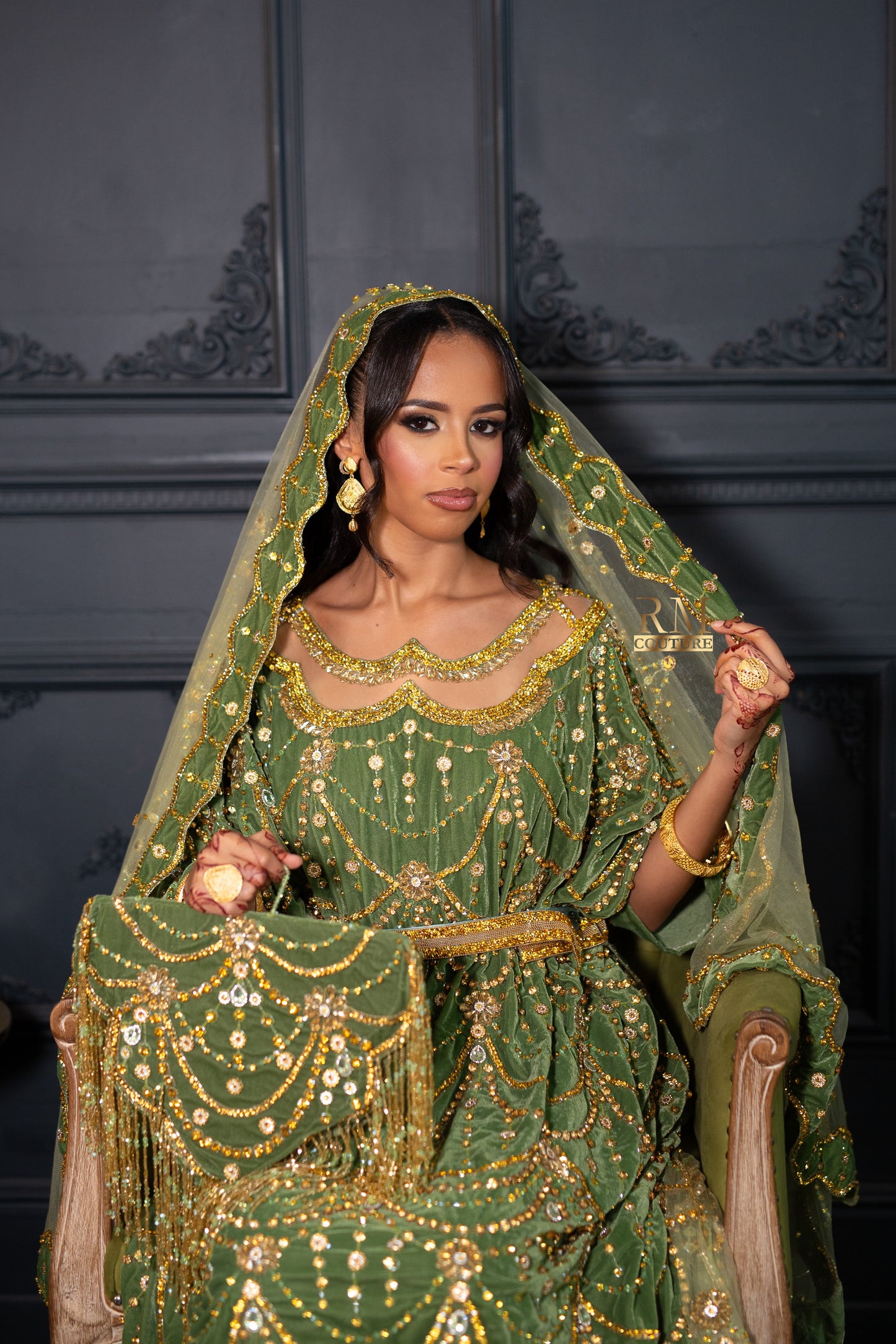 Verona A show stopping Bridal Dirac with statement Tail