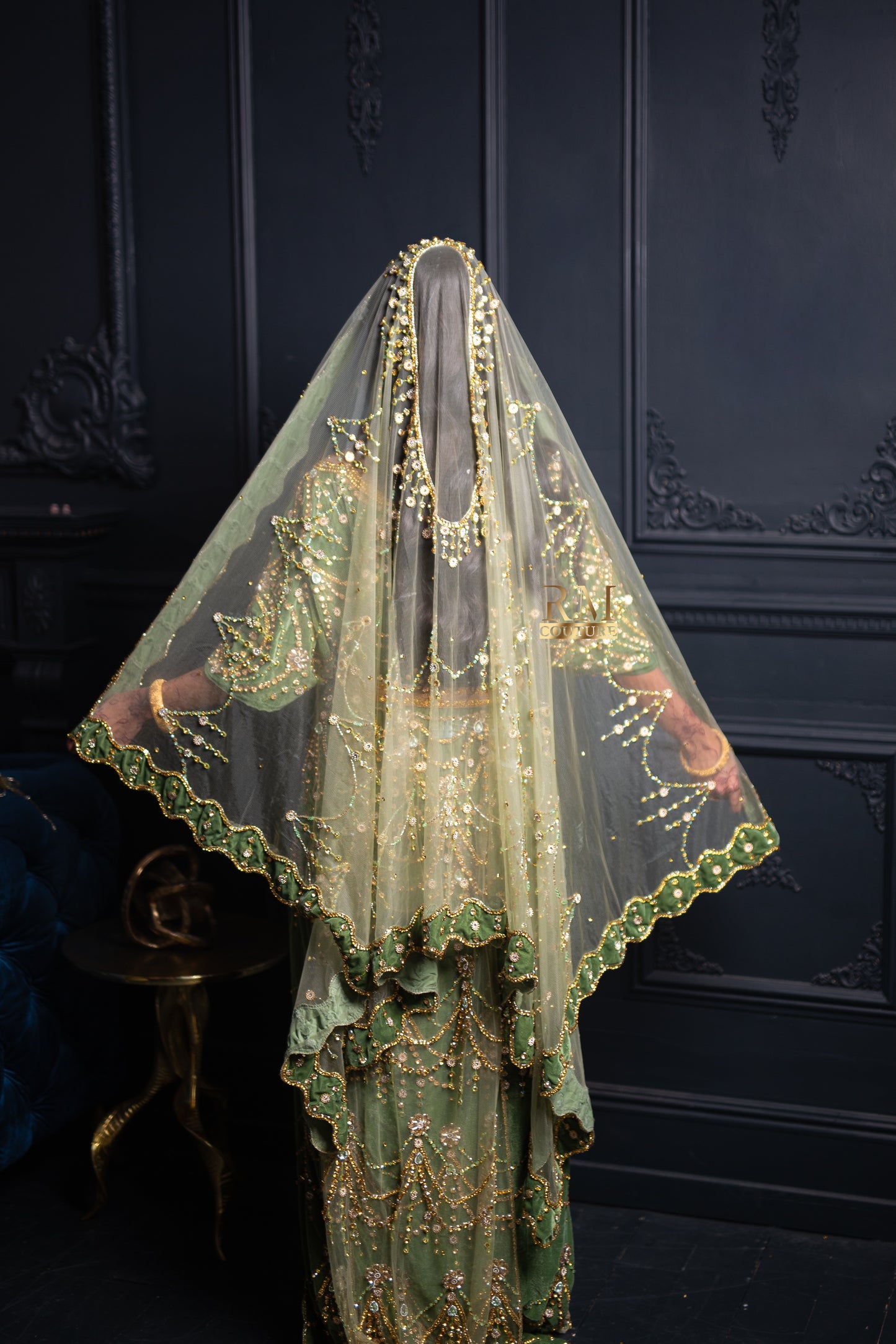 Verona A show stopping Bridal Dirac with statement Tail