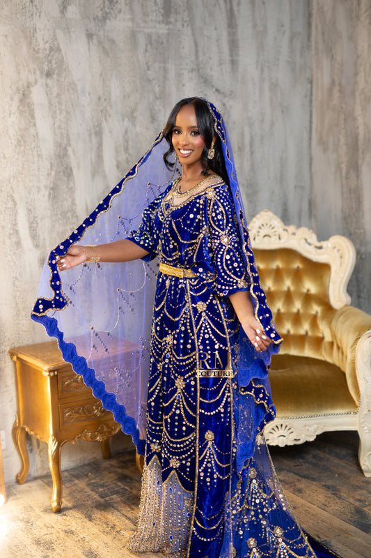 Verona A show stopping Bridal Dirac with statement Tail