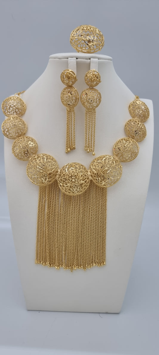 Arabian Round Tasseled Bridal Jewellery Set