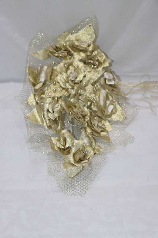 Gold Shield-Shaped Bouquet