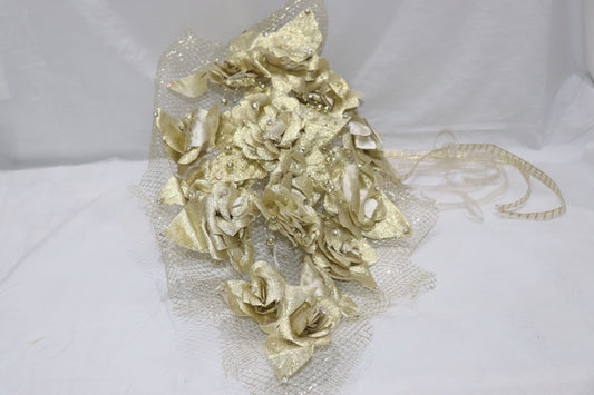 Gold Shield-Shaped Bouquet